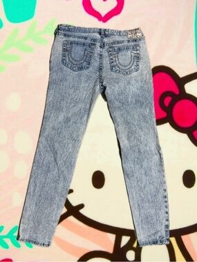 True Religion Women’s Light Blue Skinny Jeans with Signature Back Stitching